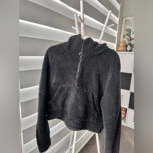 Lululemon Sherpa scuba hoodie (size M/L)